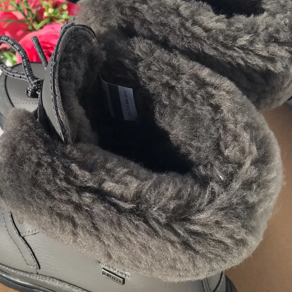 UGG Zaylee Micro Cheetah Boot - Picture 10 of 10